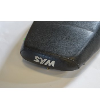 Sėdynė SYM su defektu